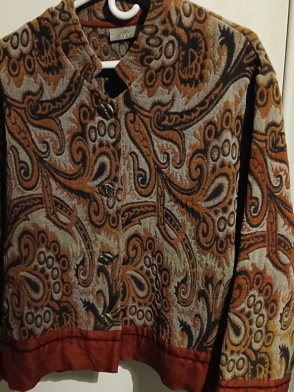 Vintage Ivy Pre Owned  Paisley-Patterned Button-Front Jacket in Brown & Gray